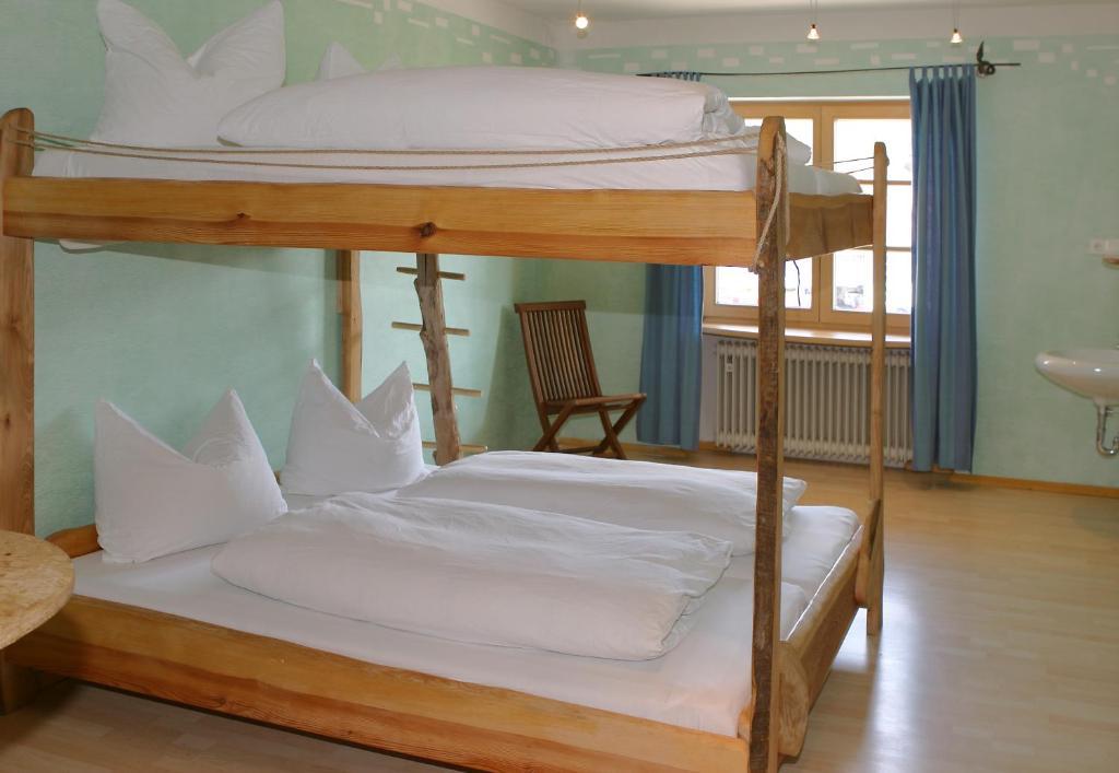 Schiff Bihlerdorf - Hostel Rum bild