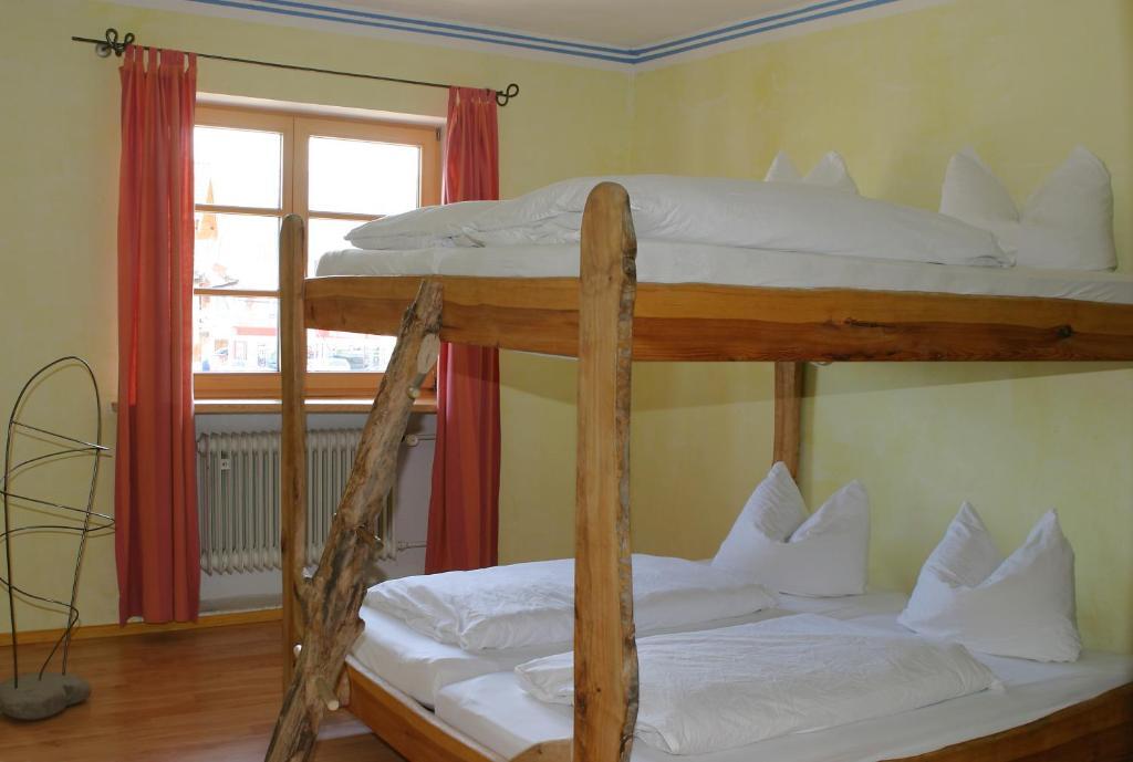 Schiff Bihlerdorf - Hostel Rum bild