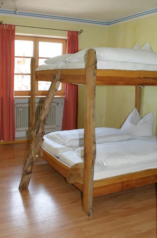 Schiff Bihlerdorf - Hostel Rum bild