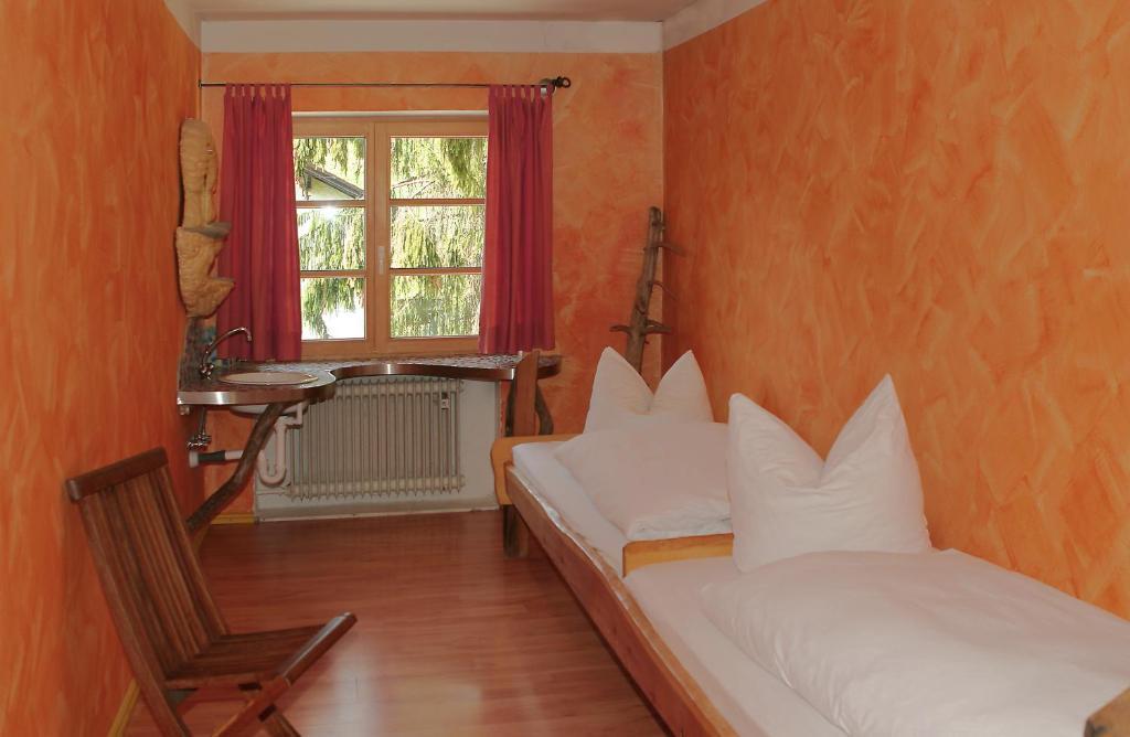 Schiff Bihlerdorf - Hostel Rum bild