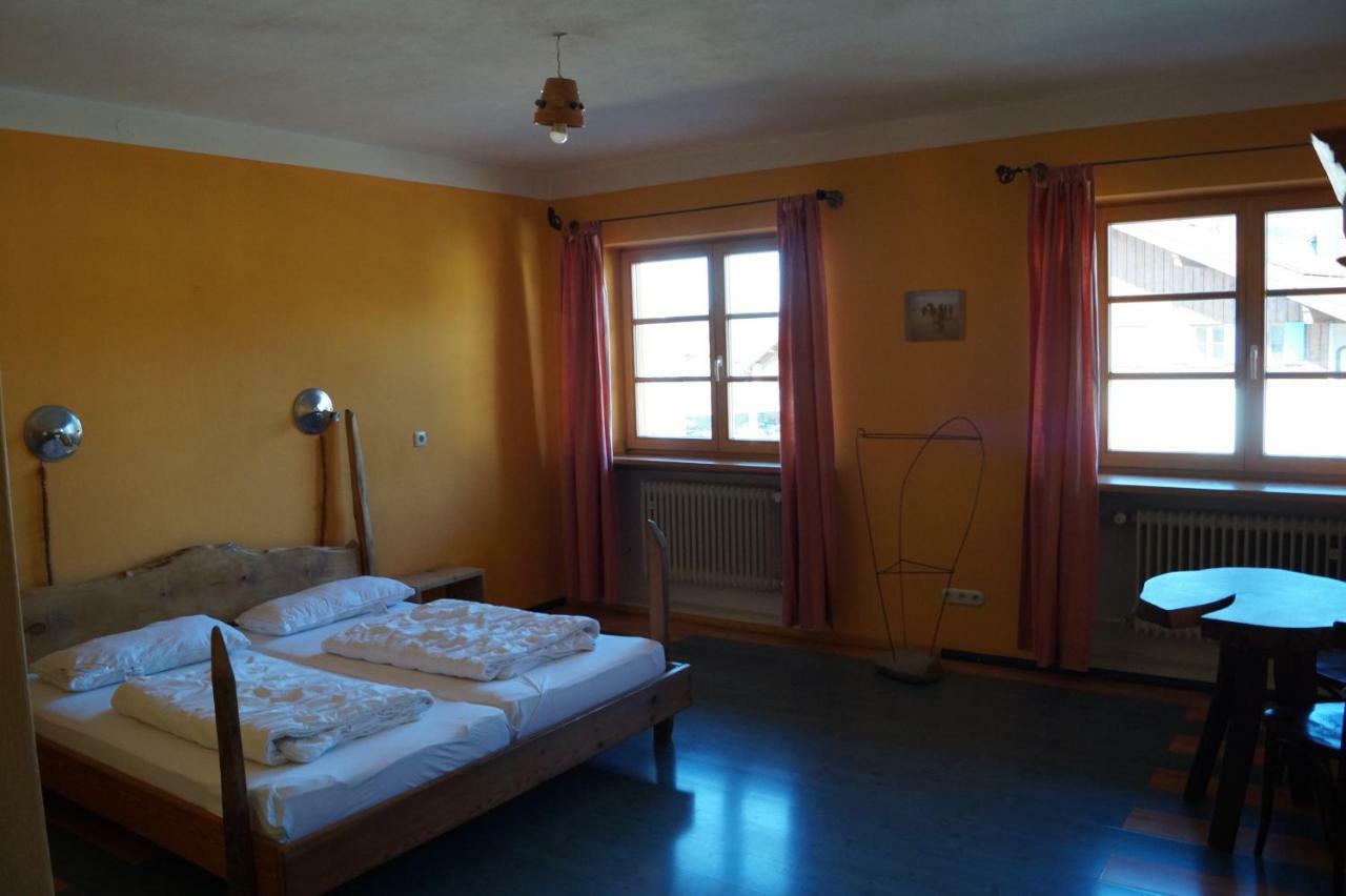 Schiff Bihlerdorf - Hostel Exteriör bild