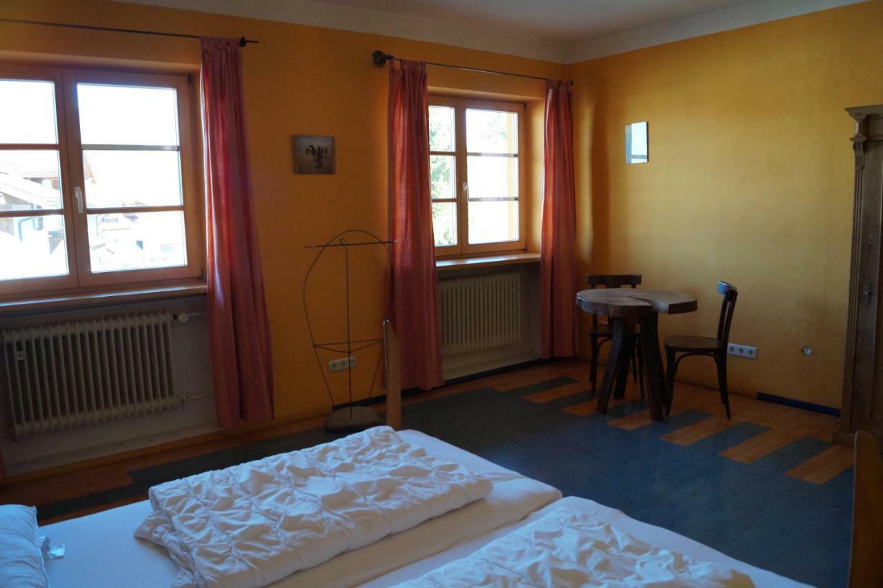 Schiff Bihlerdorf - Hostel Exteriör bild
